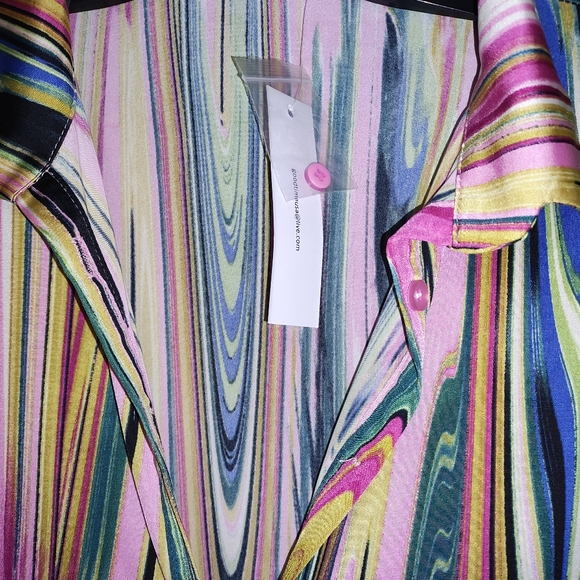 Women's 2pc Leisure Set - Picture 5 of 11